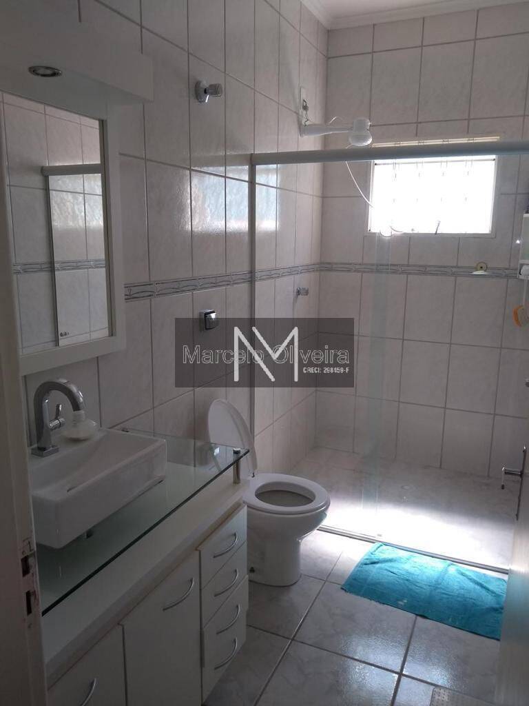 Casa à venda com 3 quartos, 190m² - Foto 16