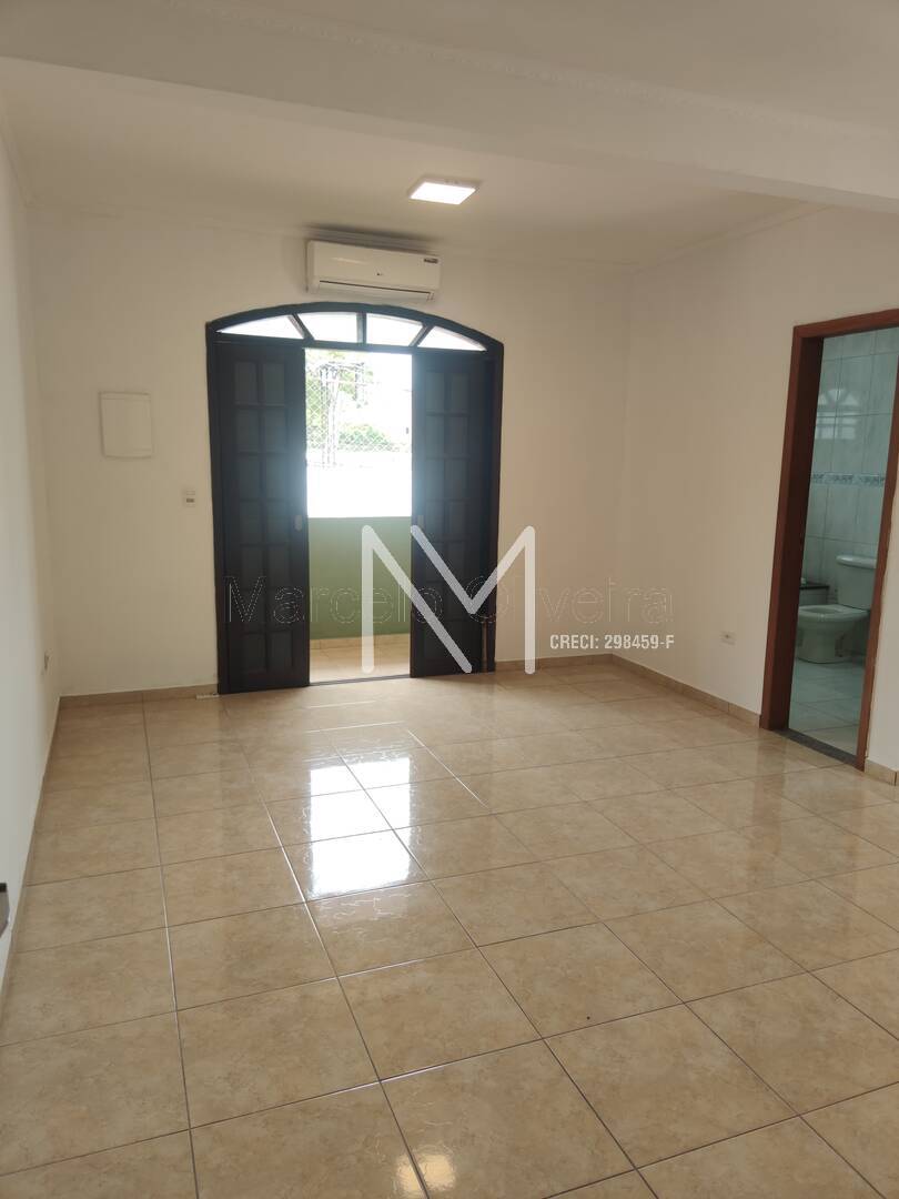 Sobrado à venda com 4 quartos, 200m² - Foto 11