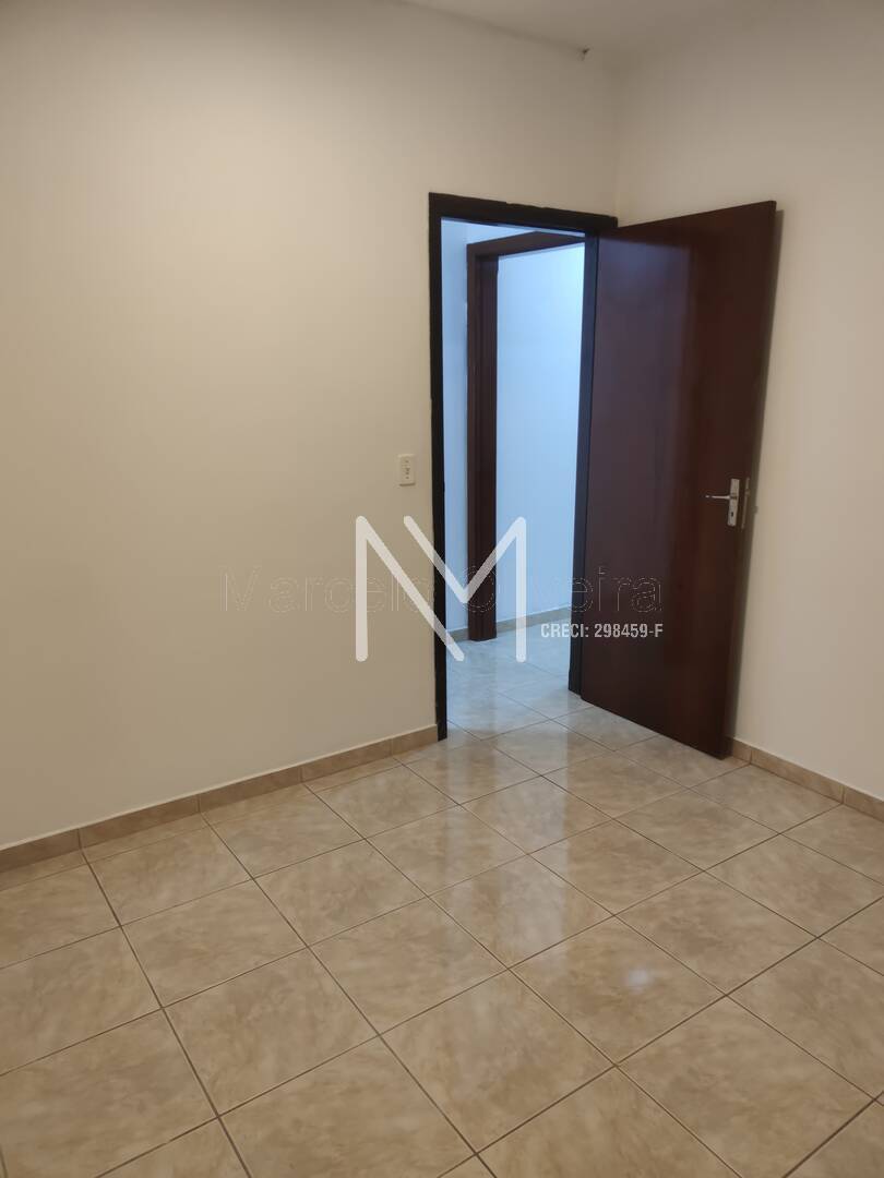 Sobrado à venda com 4 quartos, 200m² - Foto 13