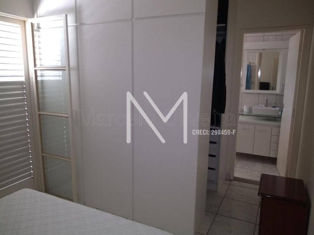 Casa à venda com 3 quartos, 300m² - Foto 18