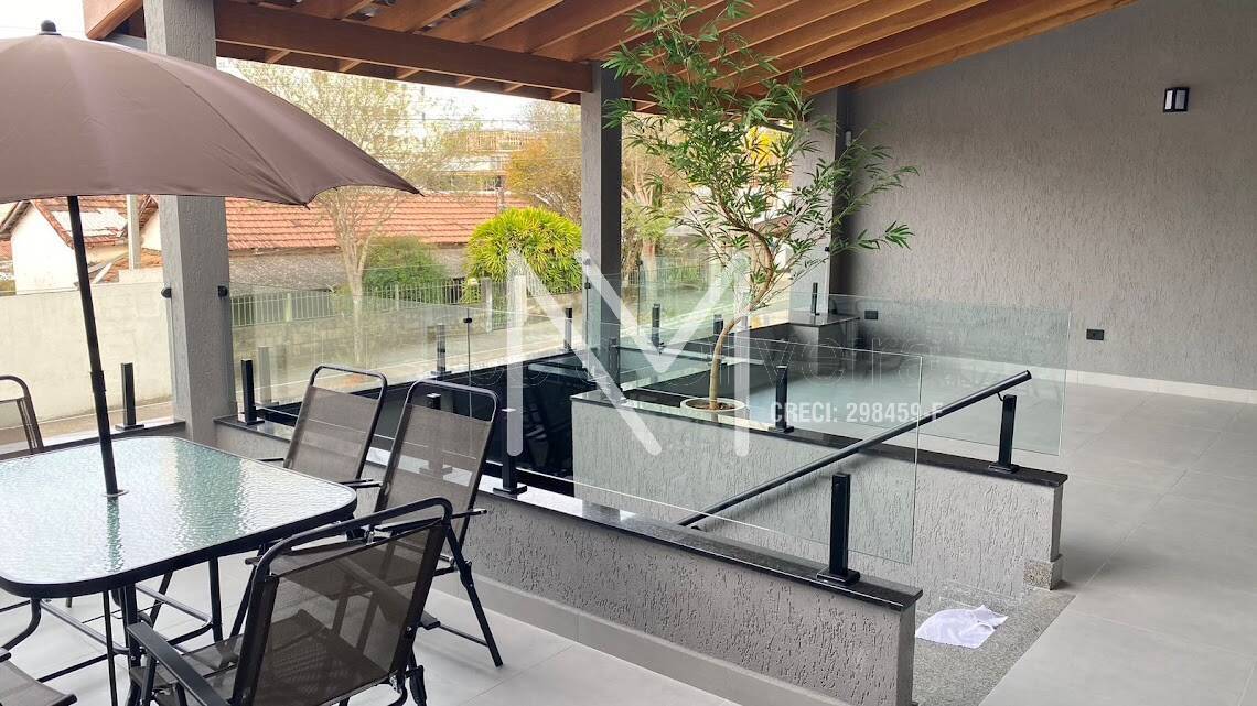 Casa à venda com 3 quartos, 210m² - Foto 24