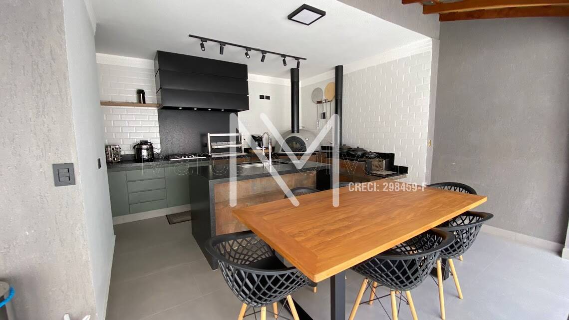 Casa à venda com 3 quartos, 210m² - Foto 21