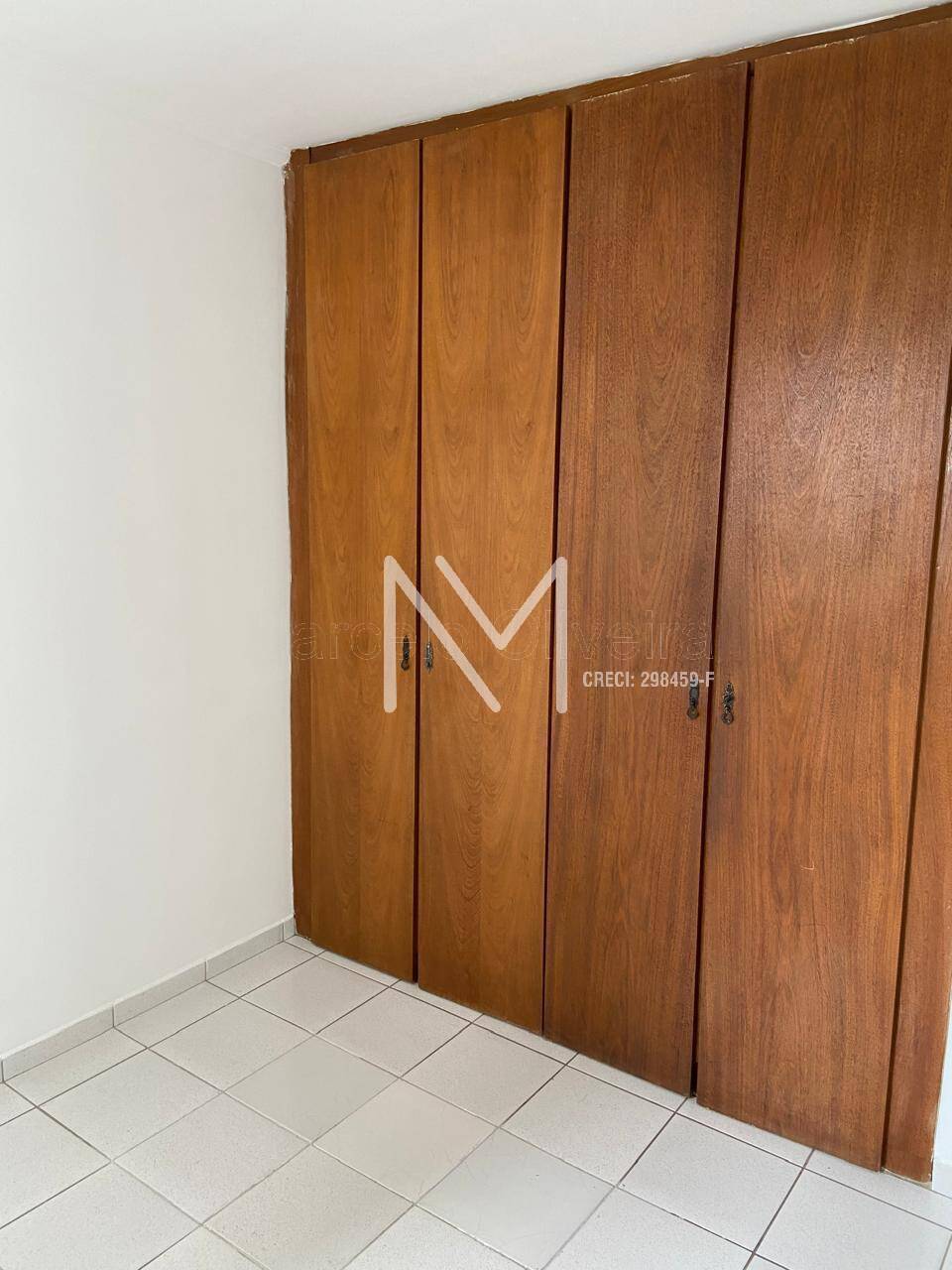 Apartamento à venda com 1 quarto, 60m² - Foto 2