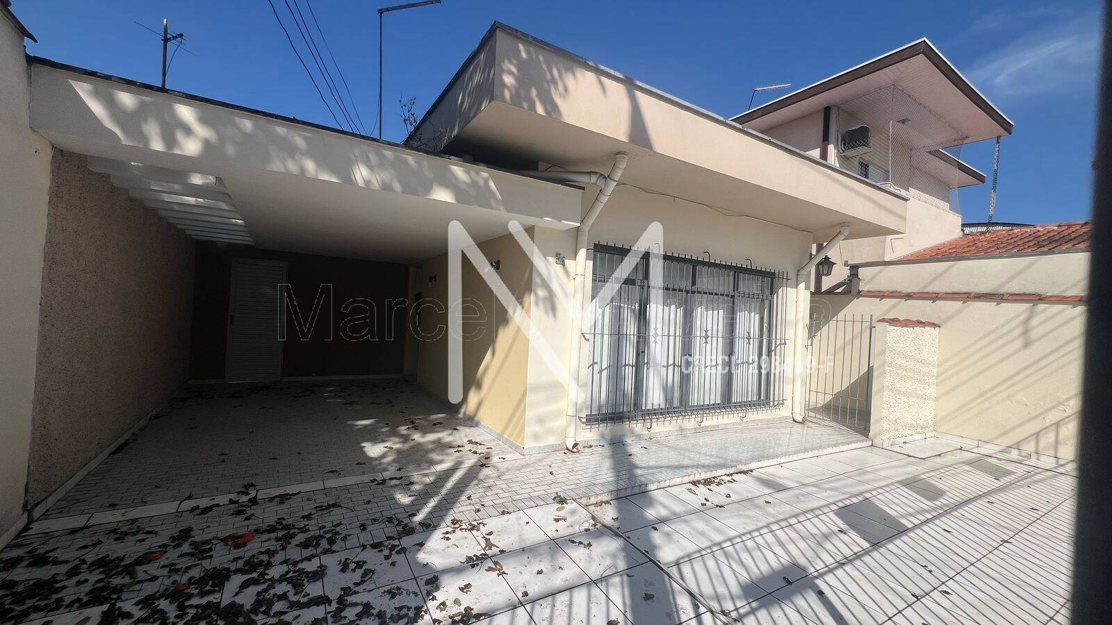 Casa à venda com 3 quartos, 160m² - Foto 1