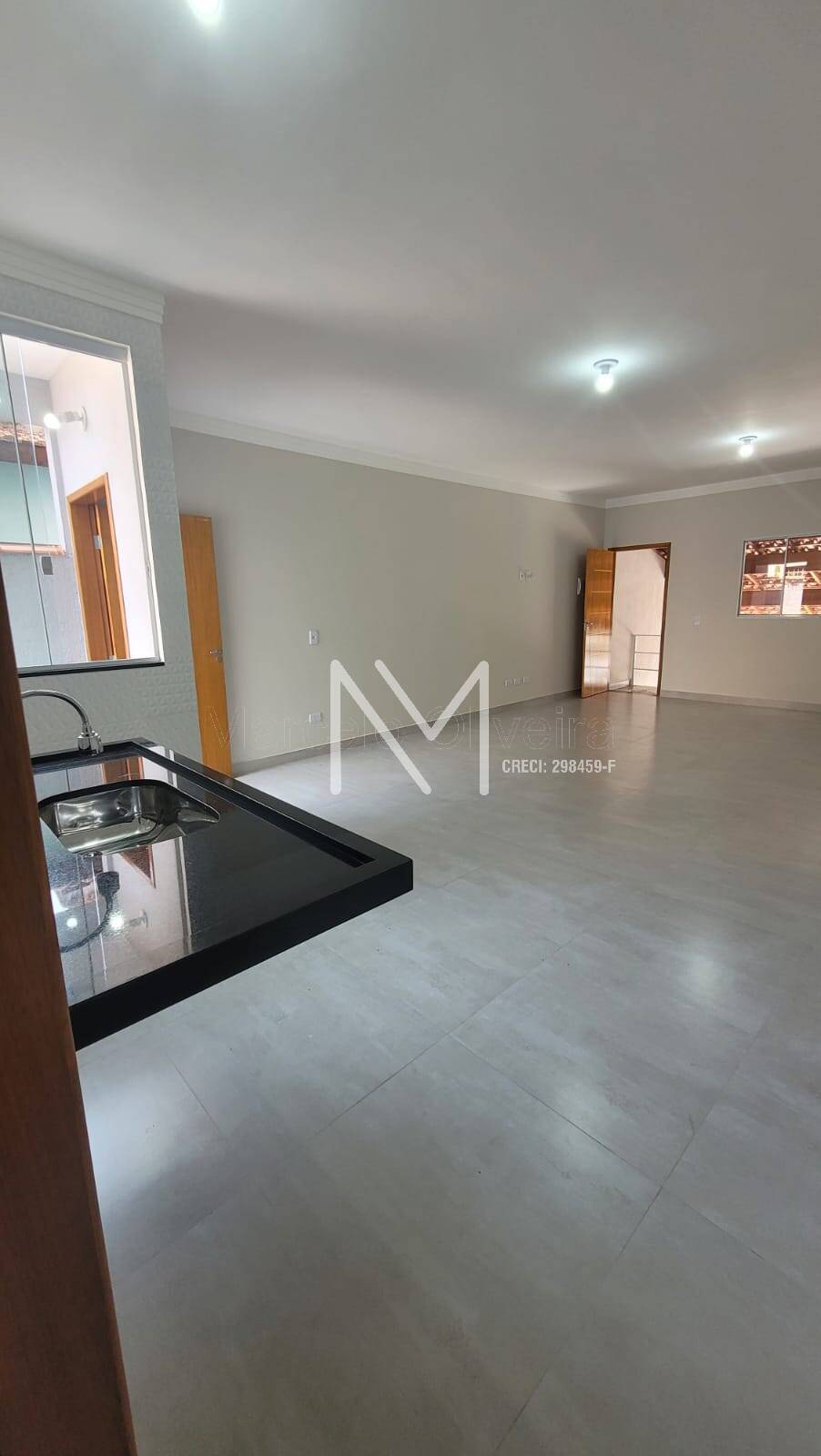 Casa à venda com 2 quartos, 114m² - Foto 2