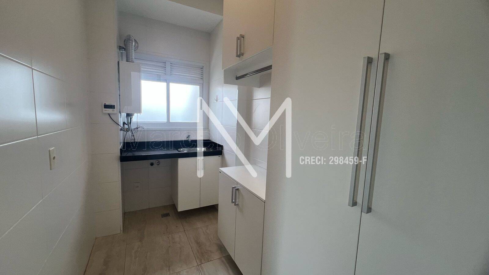 Apartamento à venda com 3 quartos, 123m² - Foto 19