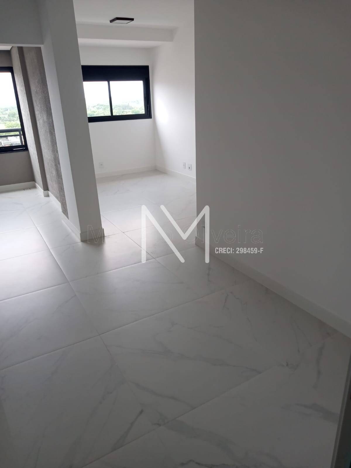 Apartamento à venda com 2 quartos, 68m² - Foto 1